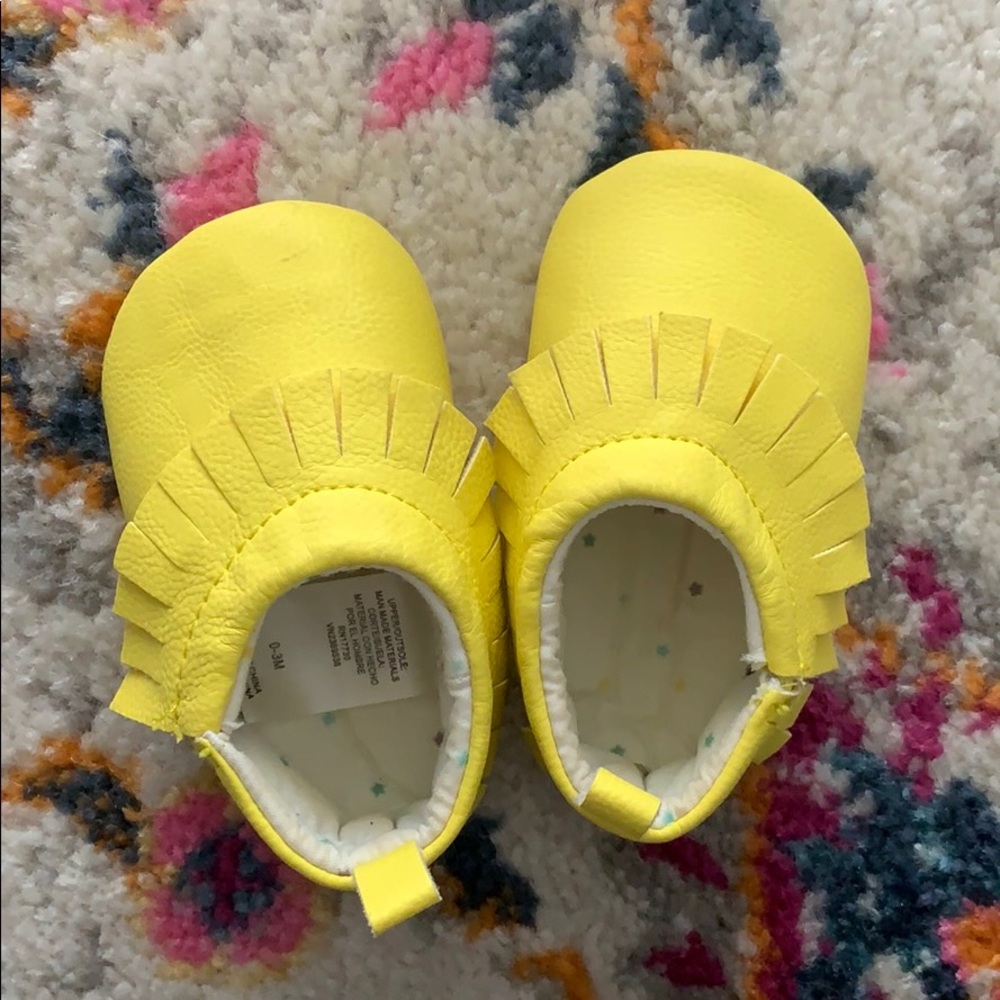 ✅SOLD✅ Baby shoes bundle - Picture 4 of 5